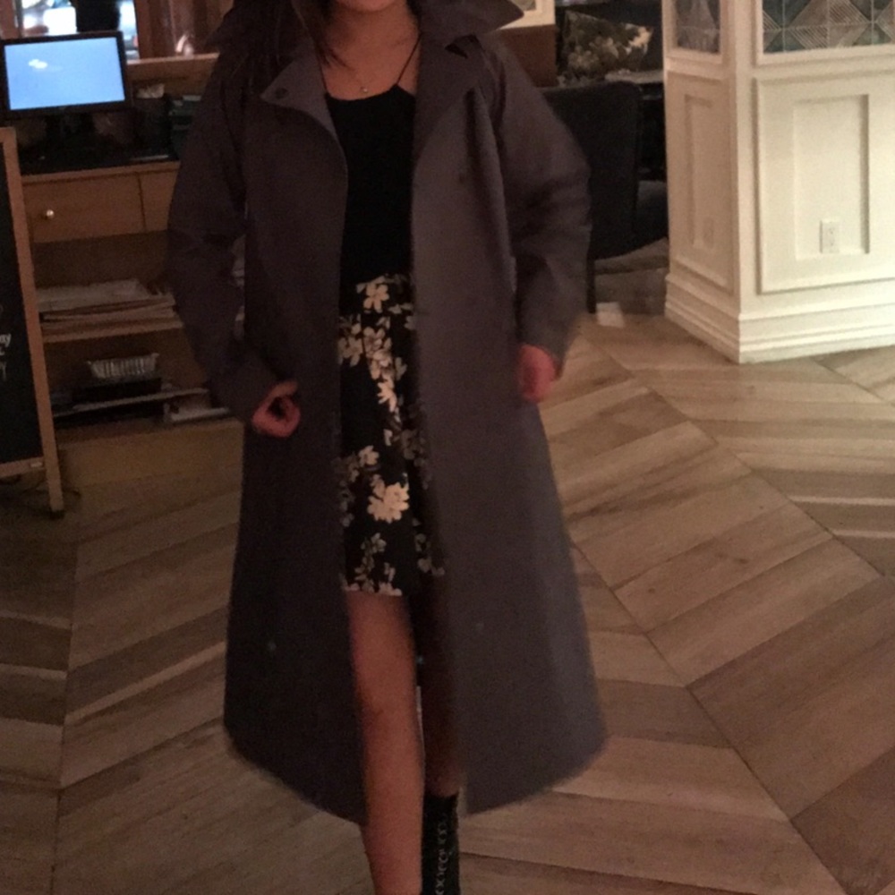 Lululemon Trench rain coat - Picture 1 of 4